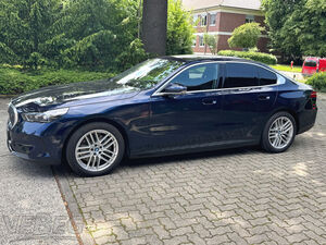 Pkw BMW i5 eDrive40