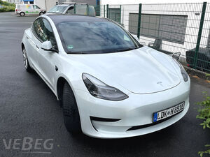Pkw Tesla Model 3