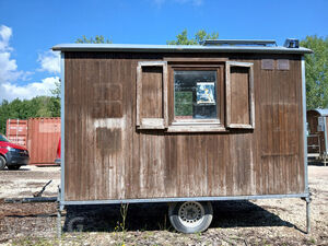 1-Achs-Baustellen-/Waldarbeiterschutzwagen Martens 350 BY