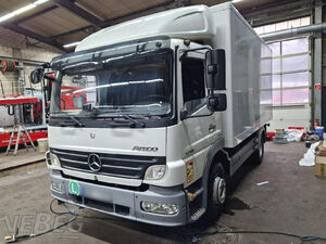 Lkw Mercedes 1218L Atego Koffer 4x2
