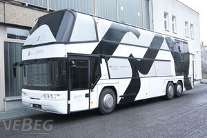 Roadshow-Bus Neoplan Auw&auml;rter N 122