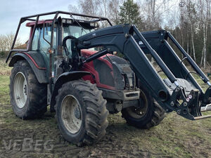 Ackerschlepper Valtra N113 4x4