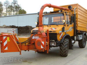 Zugmaschine Unimog 427/11 U 1250