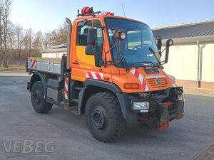 Zugmaschine Unimog U400 NKS-Z-UGN-42K