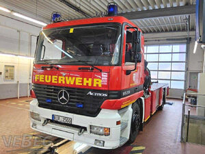 Abrollkipper Mercedes Actros 1835 4x2