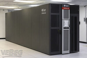 Libraries Storage Tek SUN Oracle SL 8500, bestehend aus: