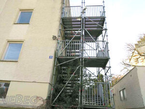 Bauger&uuml;st Layer Fluchttreppe (L x B x H) ca. 7,0 x 3,0 x 8,5 m